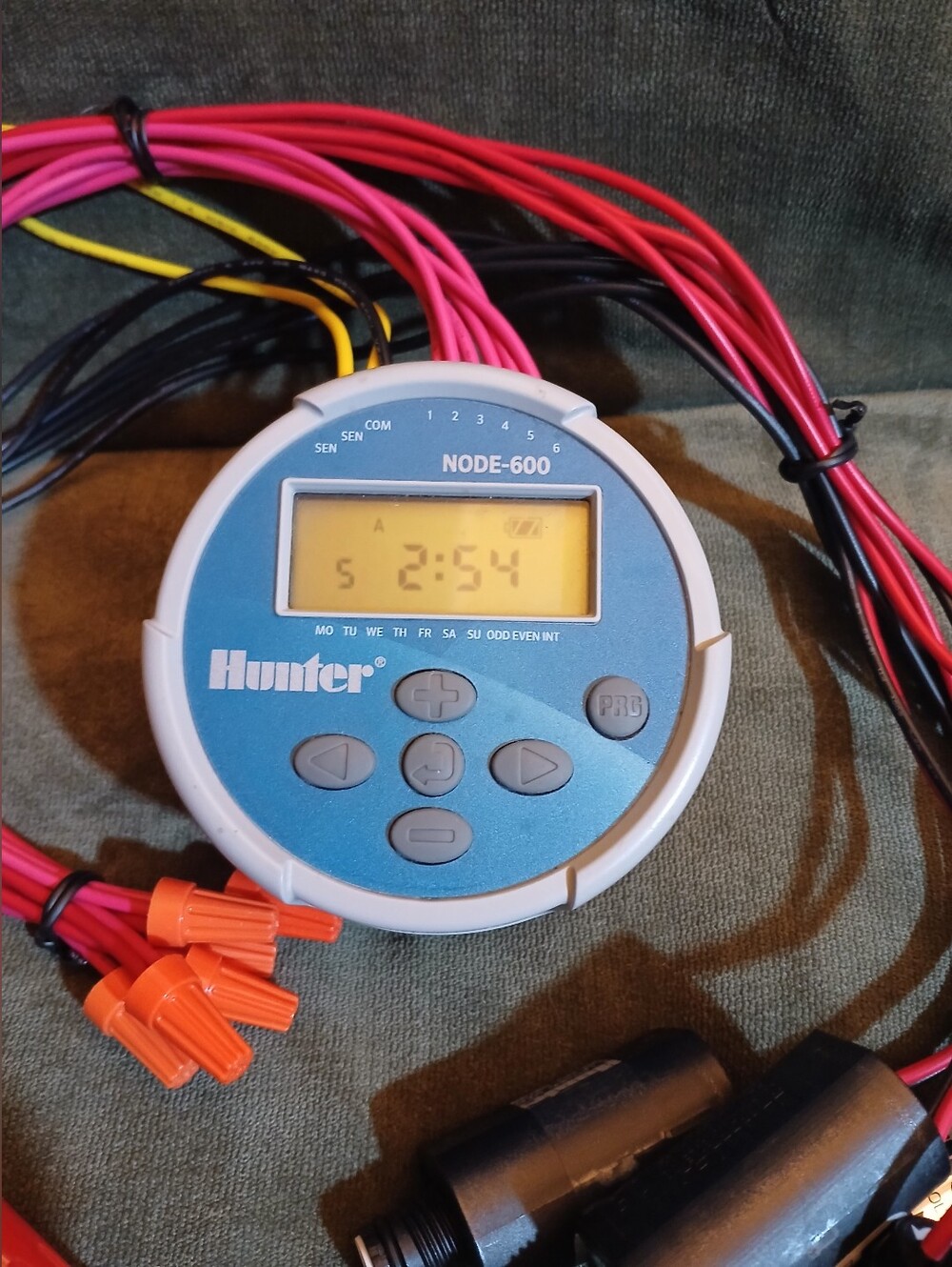 Hunter NODE-600, 6 Selenod Included - Picture 2 of 5